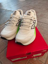 New Balance 880 v15