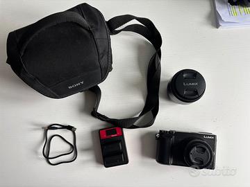 Kit Lumix GX80 con Obiettivi 12-32mm, 45-150mm