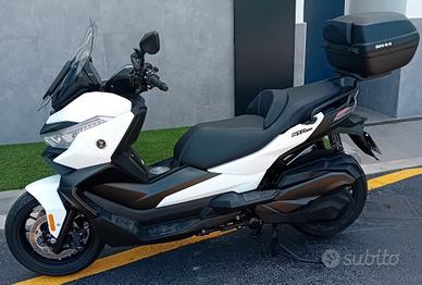 Voge SR4 TMax bianca