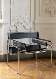 Poltrona Wassily nera prodotta Gavina