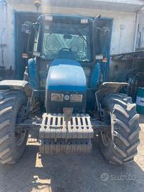 TRATTRICE NEW HOLLAND TL100