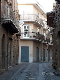 Appartamento in via garibaldi aidone (en)