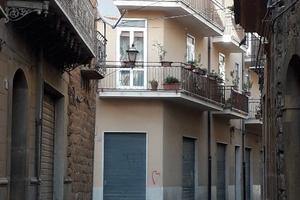 Appartamento in via garibaldi aidone (en)