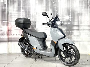 Peugeot Tweet 125 FL GT ABS