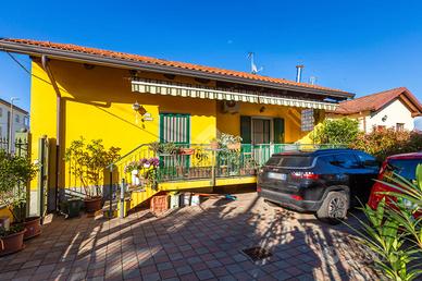 VILLA SINGOLA A BEINASCO