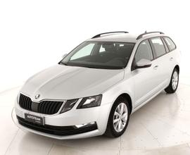 SKODA Octavia Wagon 1.6 tdi Executive 115cv dsg