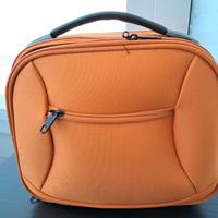 Beauty case arancione