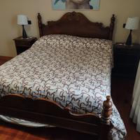 Condividi Letto matrimoniale antico