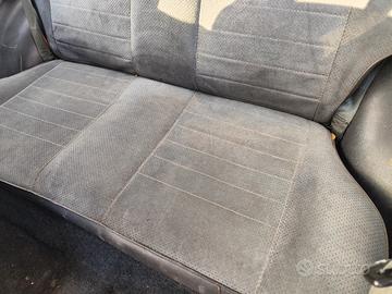 Seduta posteriore Y10 lancia