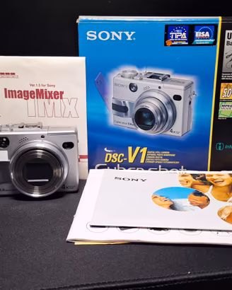 Sony Cyber-shot DSC-V1 - box completa