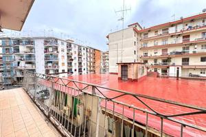 3 LOCALI A MARANO DI NAPOLI