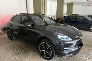 Porsche Macan 2.0 245cv, Scarichi, TETTO