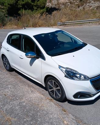 Peugeot 208 1.6 Diesel Allure