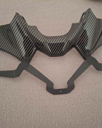 Spoiler alettone anteriore per moto