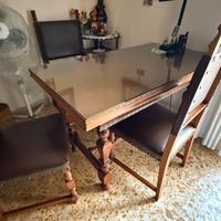 Scrivania vintage in legno massello e piano vetro
