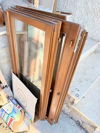 Finestra a 3 ante con telaio