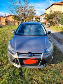 ford focus 3a serie 2011 con Motore Nuovo