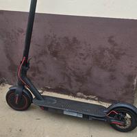 Xiaomi M365 pro Monopattino elettrico


