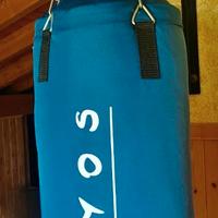 sacco box con supporto a muro e guantoni