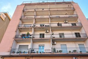 Ampio 5v via paolo vasta/via sangiuliano