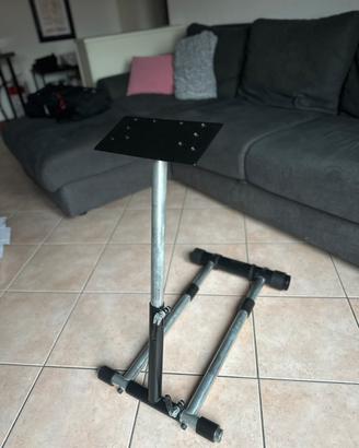 Wheel Stand Pro per volante simulatore