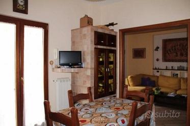 Appartamento semi arredato