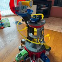 Quartir Generale Paw patrol con automezzi