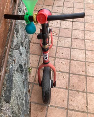 Bicicletta senza pedali