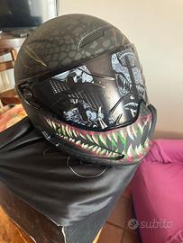 Casco ruroc toxin