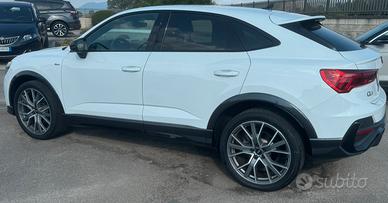 Audi q3 sportbak a-Line Black edition