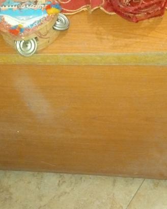 mobiletto in legno 