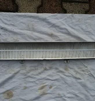 Fiat 850 spider griglia posteriore + deflettore