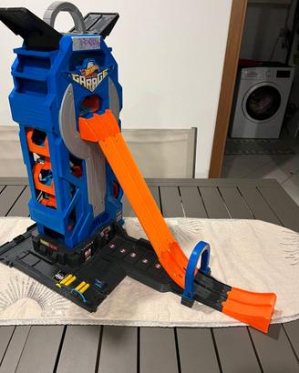 Hot wheels - Mega Garage