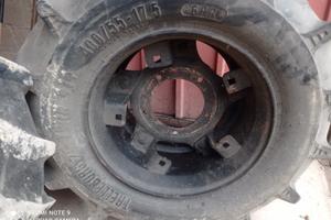 Pneumatici e cerchi per trattore