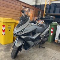 Kymco Xciting 400 is