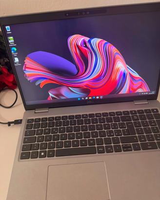 DELL PRECISION 3570 I7-1265u 32gb 512NVMe T550 4gb