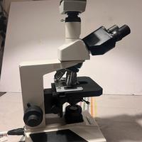 Microscopio Biologico Professionale