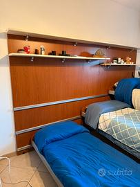 cameretta completa con 3 letti a doghe