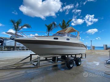 Motoscafo seacode 22