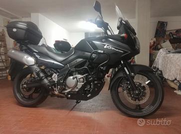 SUZUKI V-STROM 650DL