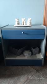Comodino blu