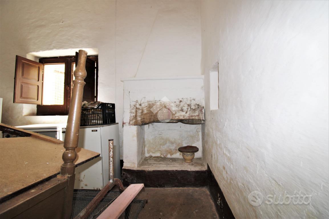 RUSTICO A CEGLIE MESSAPICA - More