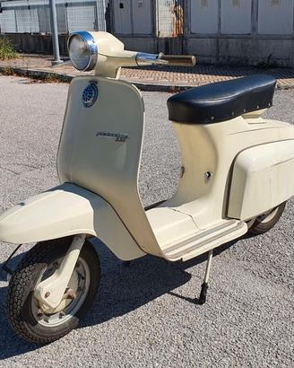 Innocenti Lambretta J50