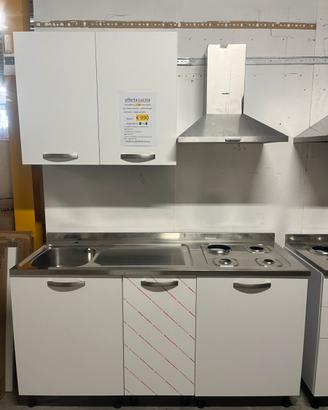 Cucina monoblocco