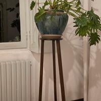 Porta piante in legno