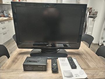Televisore SHARP Aquos con decoder