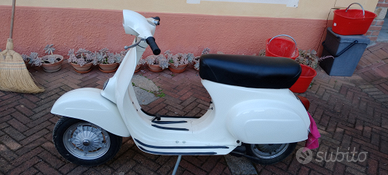 Vespa 50