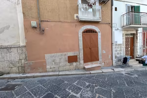 Casa Indipendente Canosa di Puglia