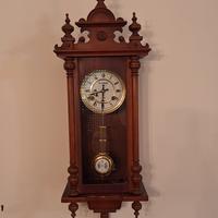 Orologio a pendolo da parete