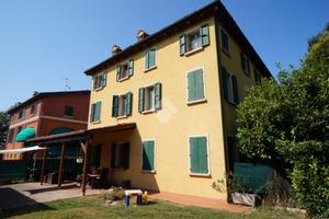 4 LOCALI A NONANTOLA
